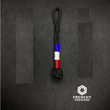 Porte Clef Patriote Noir v2